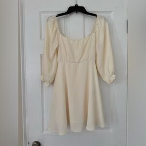 White puffy sleeve dress